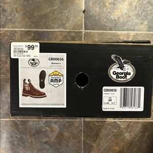 NWT Womens Romeo’s.